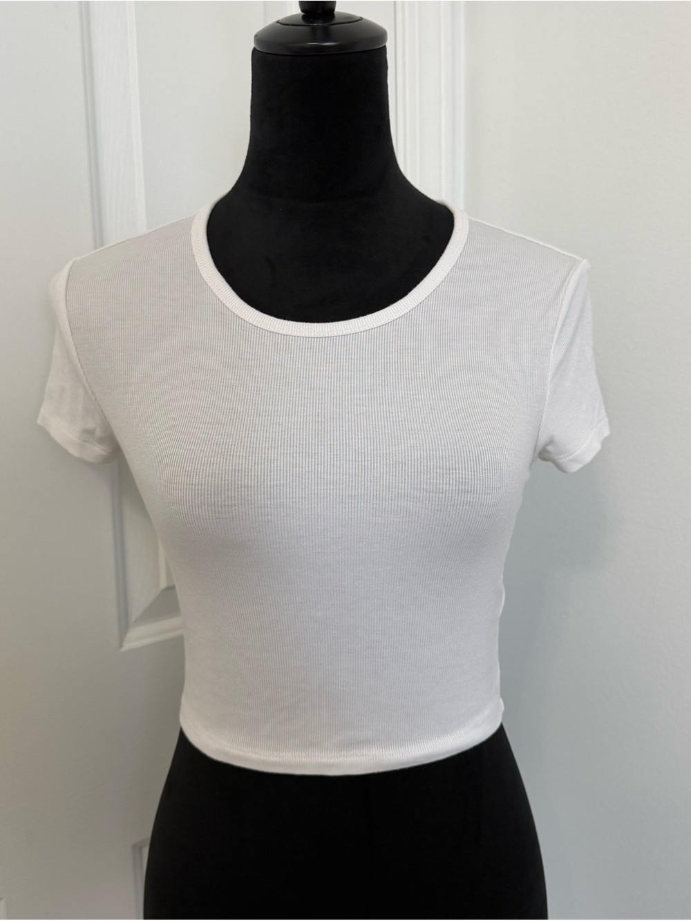 Sunday Best White Ribbed Short Sleeve Crop Top